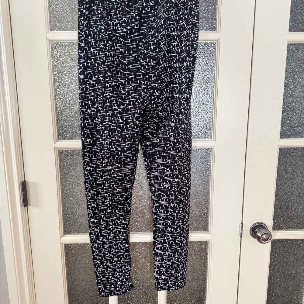 Just Cozy Black and White Women's Pants